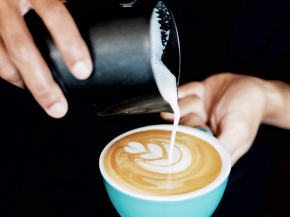 Jarra Latte Art – Jarra de Leche para Baristas de Acero Inoxidable - La Guashira Specialty Coffee