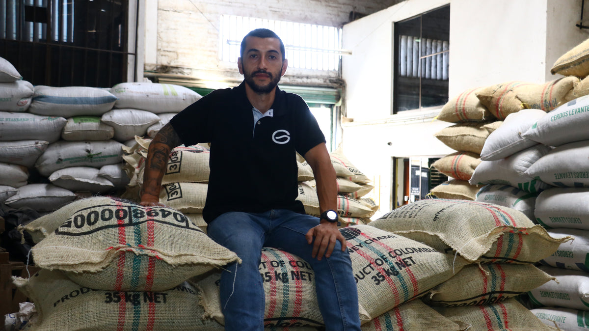 CAFÉ COLOMBIANO